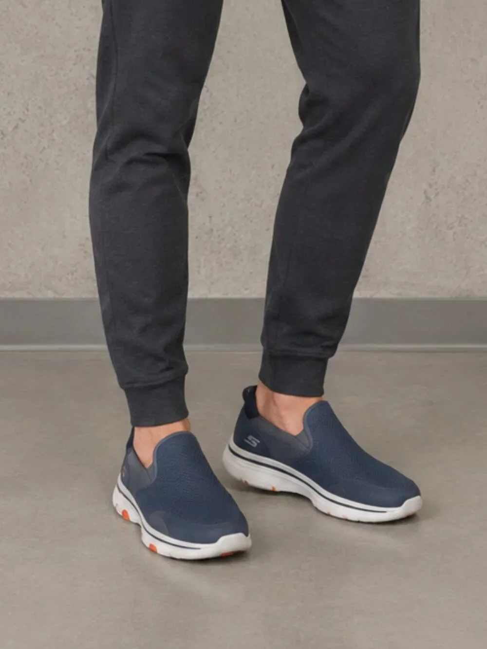 Skechers GOwalk 5 Ultra Go Goga Mat Slip On Shoes Men’s 13 Navy Gray 65474W